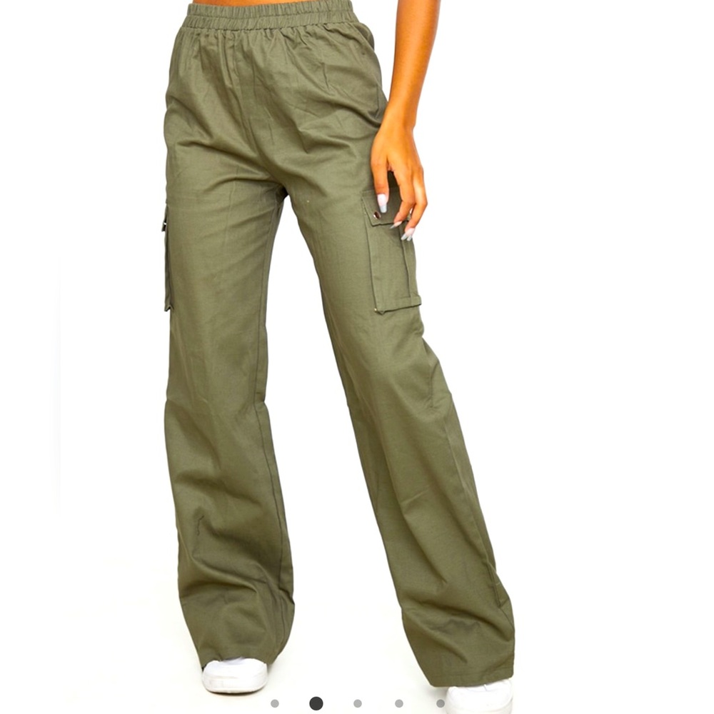 PLT Green cargo pants never worn!